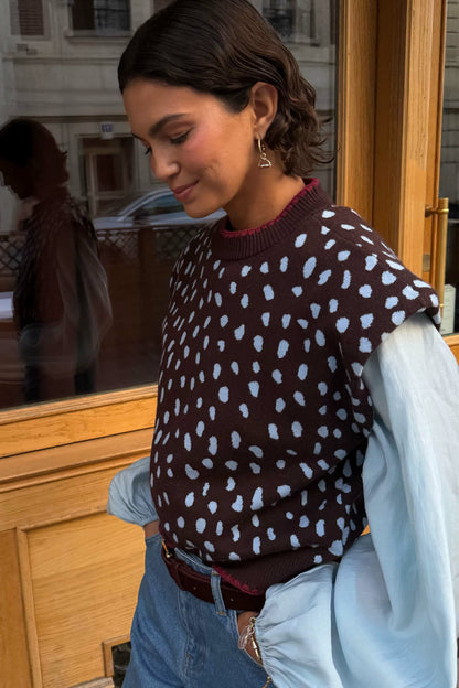 Never Fully Dressed Signature - Chocolate Deer Ro Vest
