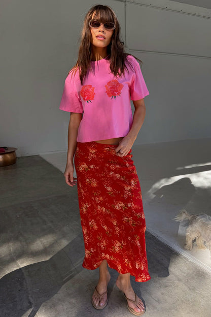 Never Fully Dressed Great Value - Red Floral Midi Skirt